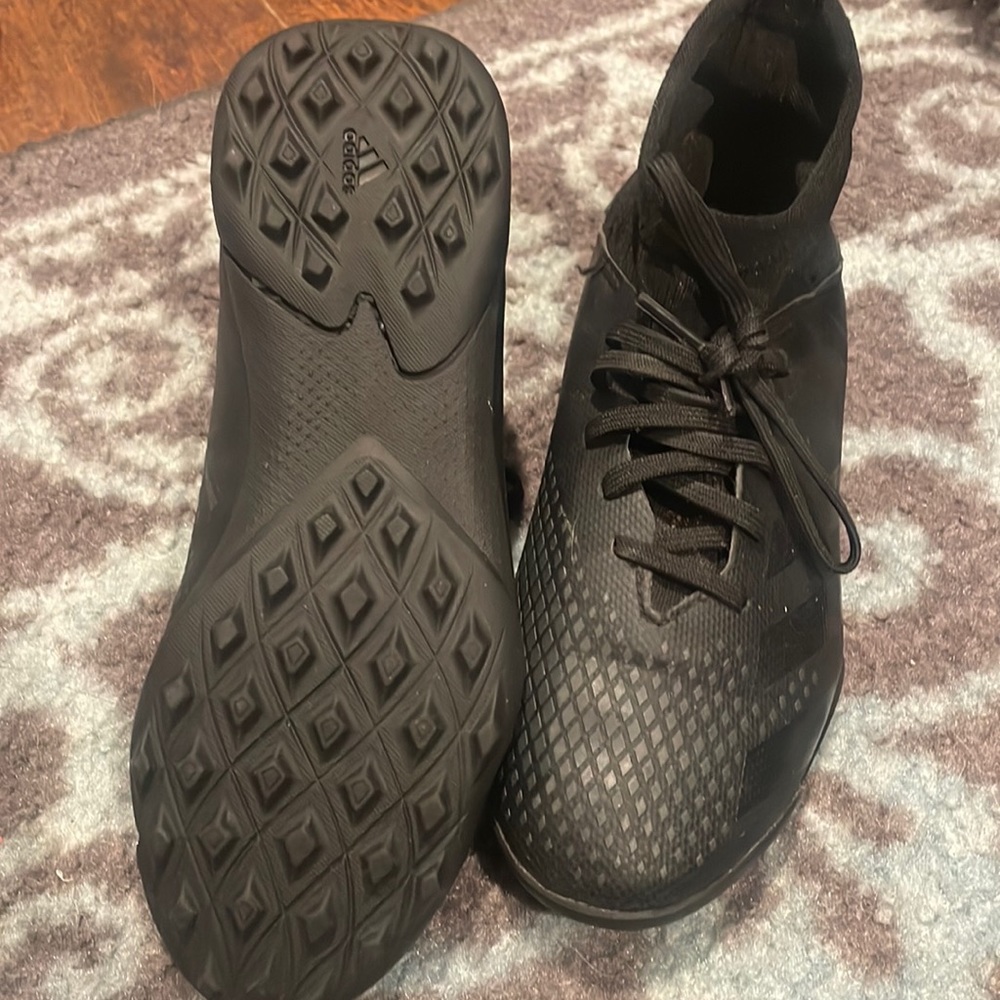 Adidas Predator youth 3.5 turf shoes